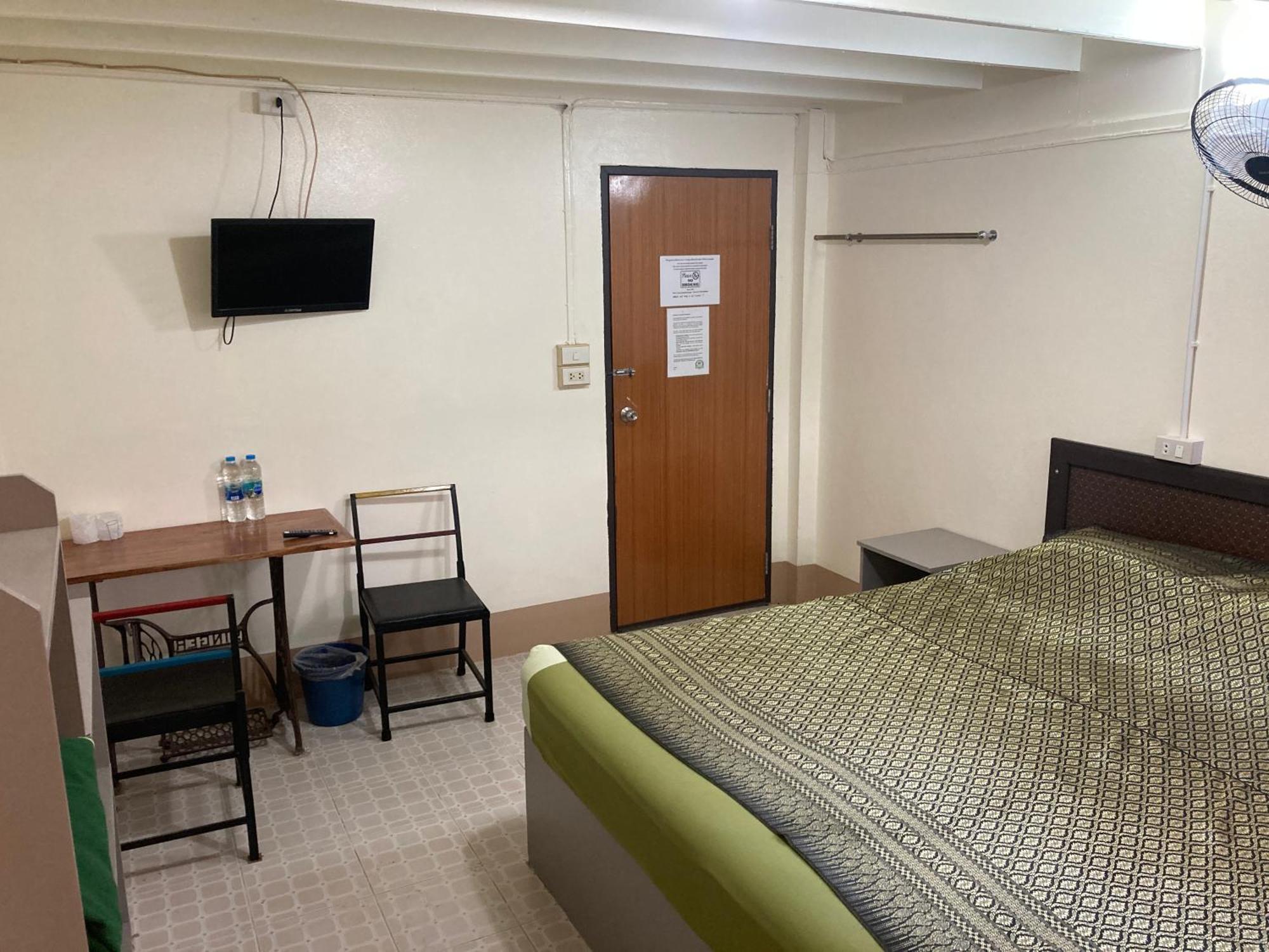 Orchid Guest House Трат Екстериор снимка