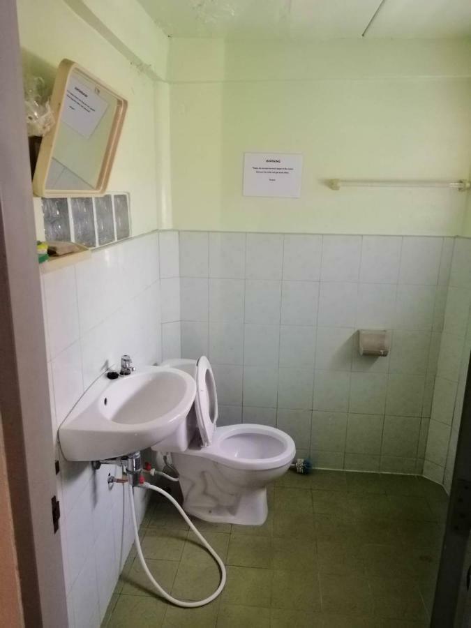 Orchid Guest House Трат Екстериор снимка