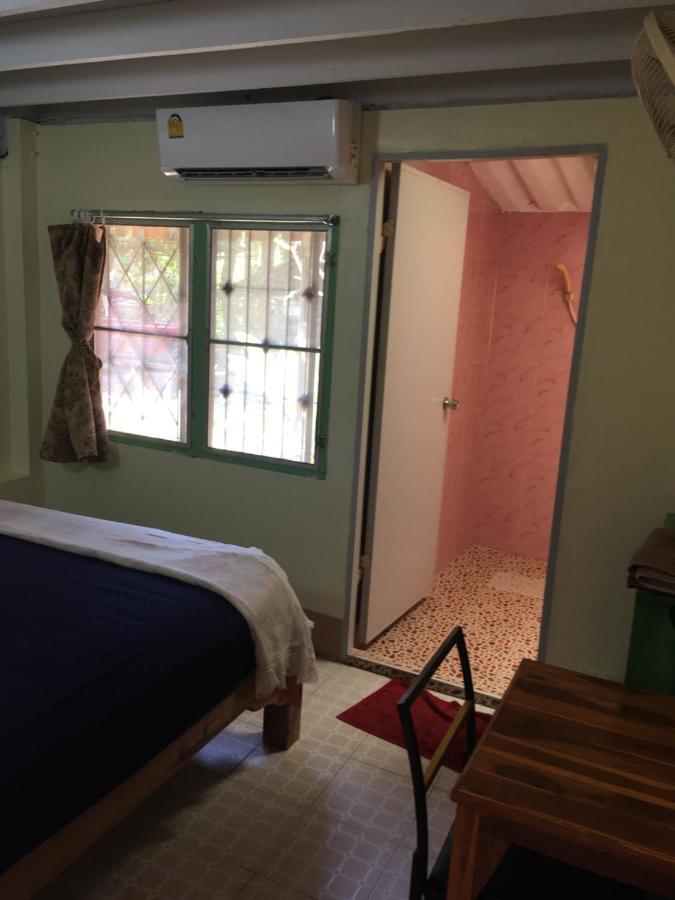 Orchid Guest House Трат Екстериор снимка