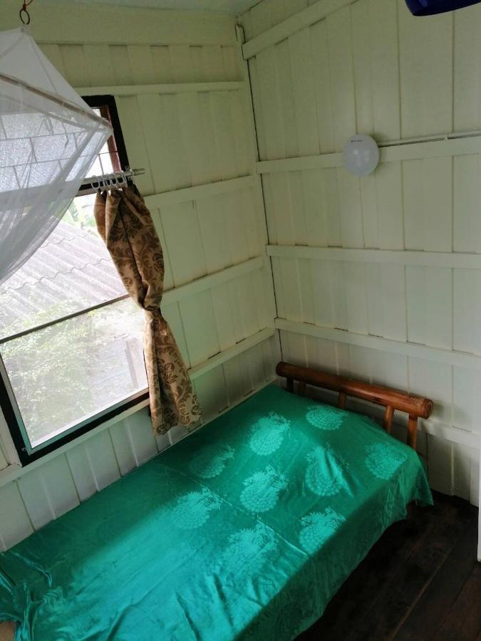 Orchid Guest House Трат Екстериор снимка