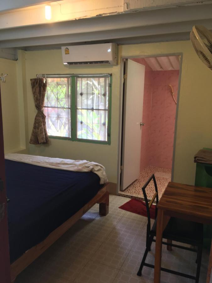 Orchid Guest House Трат Екстериор снимка
