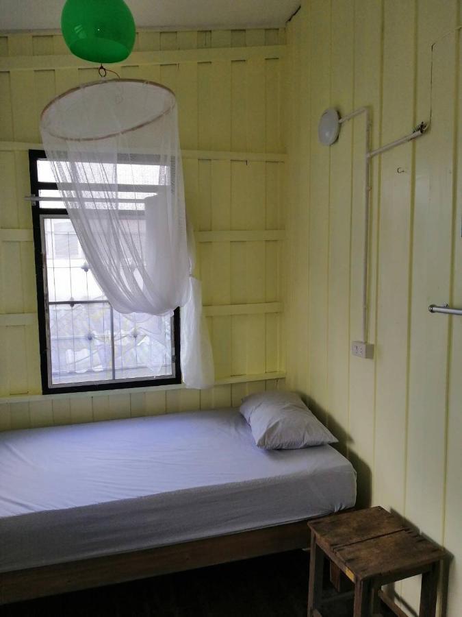 Orchid Guest House Трат Екстериор снимка