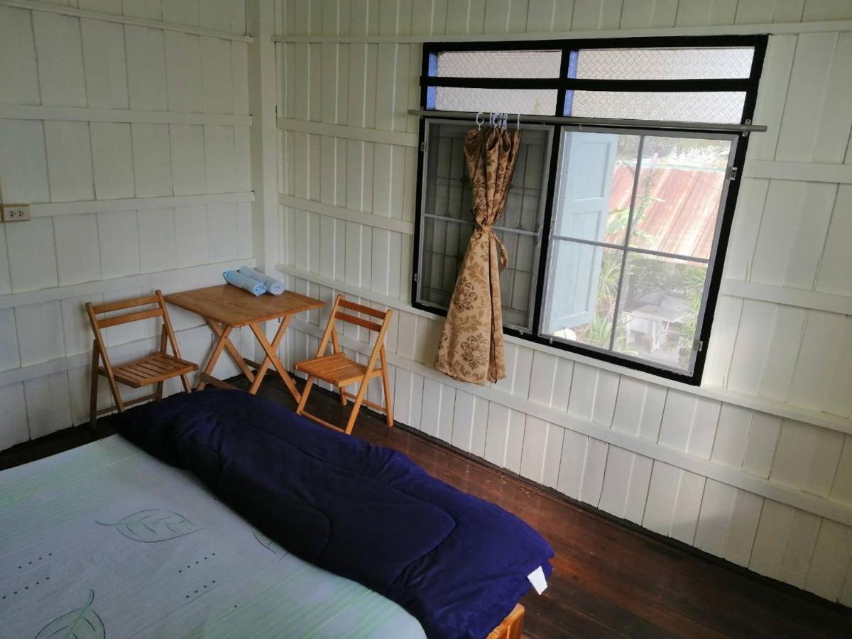 Orchid Guest House Трат Екстериор снимка
